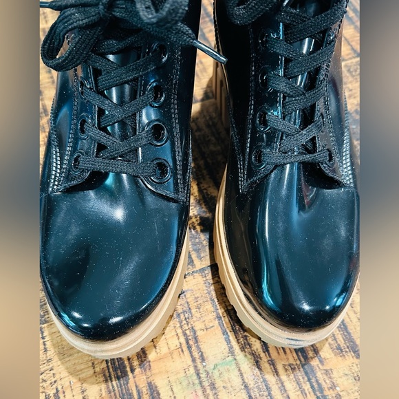 GIANNI BINI BLACK LUG SOLE CHUNKY COMBAT RUBBER RAIN BOOT WITH LACES - Picture 8 of 11